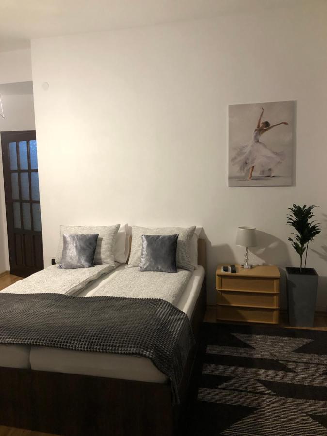 Ferienwohnung Apartament Basak 2 Deva Exterior foto